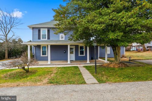 315 W Railroad Ave, SHREWSBURY, PA, 17361-1519 | Card Image