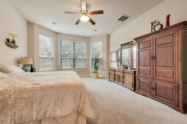 6709 Natures Way, House other with 4 bedrooms, 3 bathrooms and null parking in Dallas TX | Image 25
