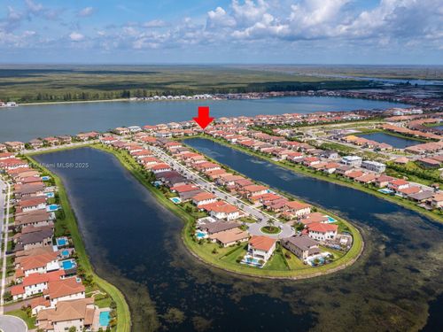 11280-12280 N Baypoint Cir, Parkland, FL, 33076-4851 | Card Image