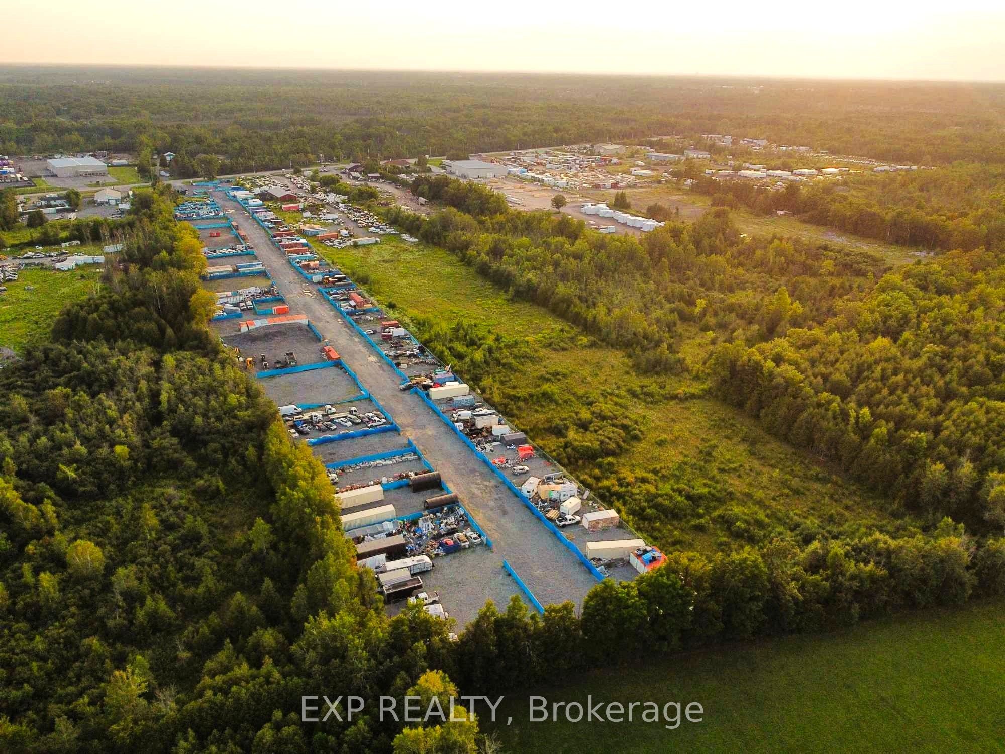 Commercial Lease in Greely - Metcalfe - Osgoode - Vernon and Area