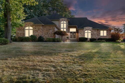 1615 Redbud Dr, Troy, MI, 48098-1969 | Card Image