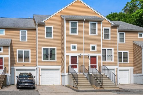 77-77 Camelot Dr, Worcester, MA, 01602-1351 | Card Image