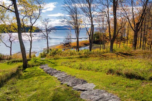 188 Mcneil Cove Rd, Charlotte, VT, 05445-9545 | Card Image