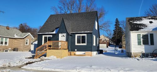 808 Freeborn Ave, Albert Lea, MN, 56007-3607 | Card Image