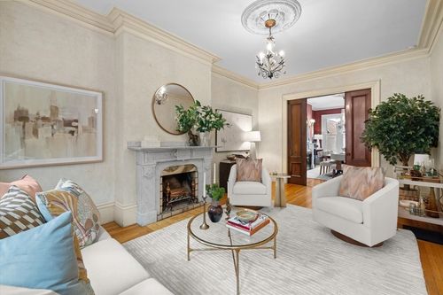 12 Auburn St, Boston, MA, 02129 | Card Image