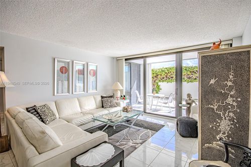 102-3590 S Ocean Blvd, Palm Beach, FL, 33480-5743 | Card Image