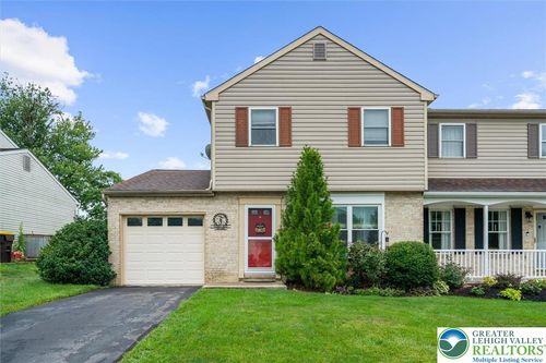 3941 W Minor St, Emmaus, PA, 18049-3330 | Card Image