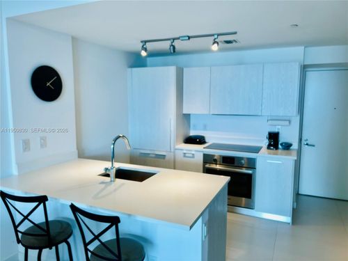 2204-501 Ne 31st St, Miami, FL, 33137-4488 | Card Image