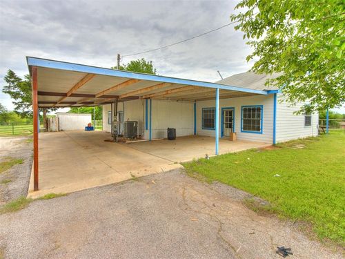 3704 N Westminster Rd, Spencer, OK, 73084-6301 | Card Image