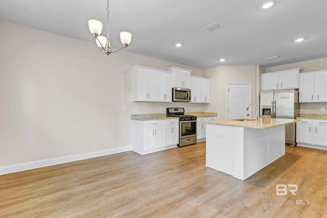 Kitchen | Image 8