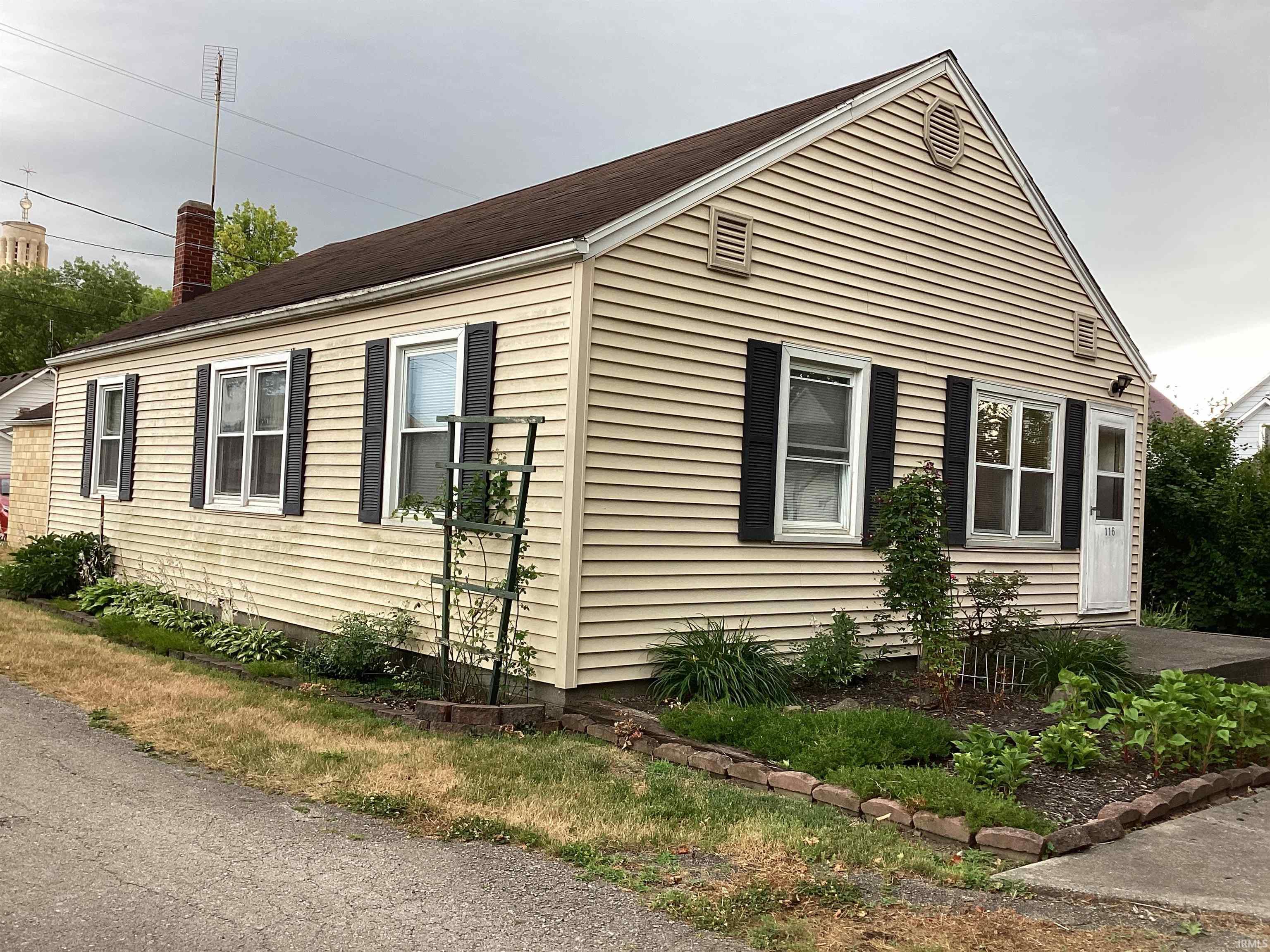 116 N 6th Street, Sold in Decatur - eXp Realty