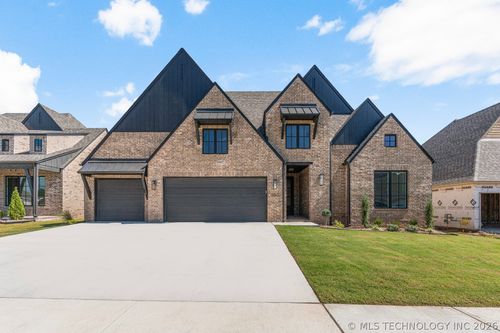 14167 S Evanston Ave, Bixby, OK, 74008-4682 | Card Image