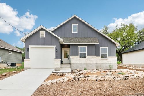 1301 Green Meadow Ln, Spring Branch, TX, 78070-5347 | Card Image