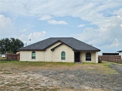 315 N Los Cerritos Cir, Edinburg, TX, 78541-8021 | Card Image