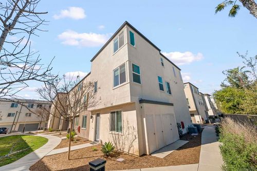 206-5407 Sand Arch Ln, San Diego, CA, 92154-6717 | Card Image