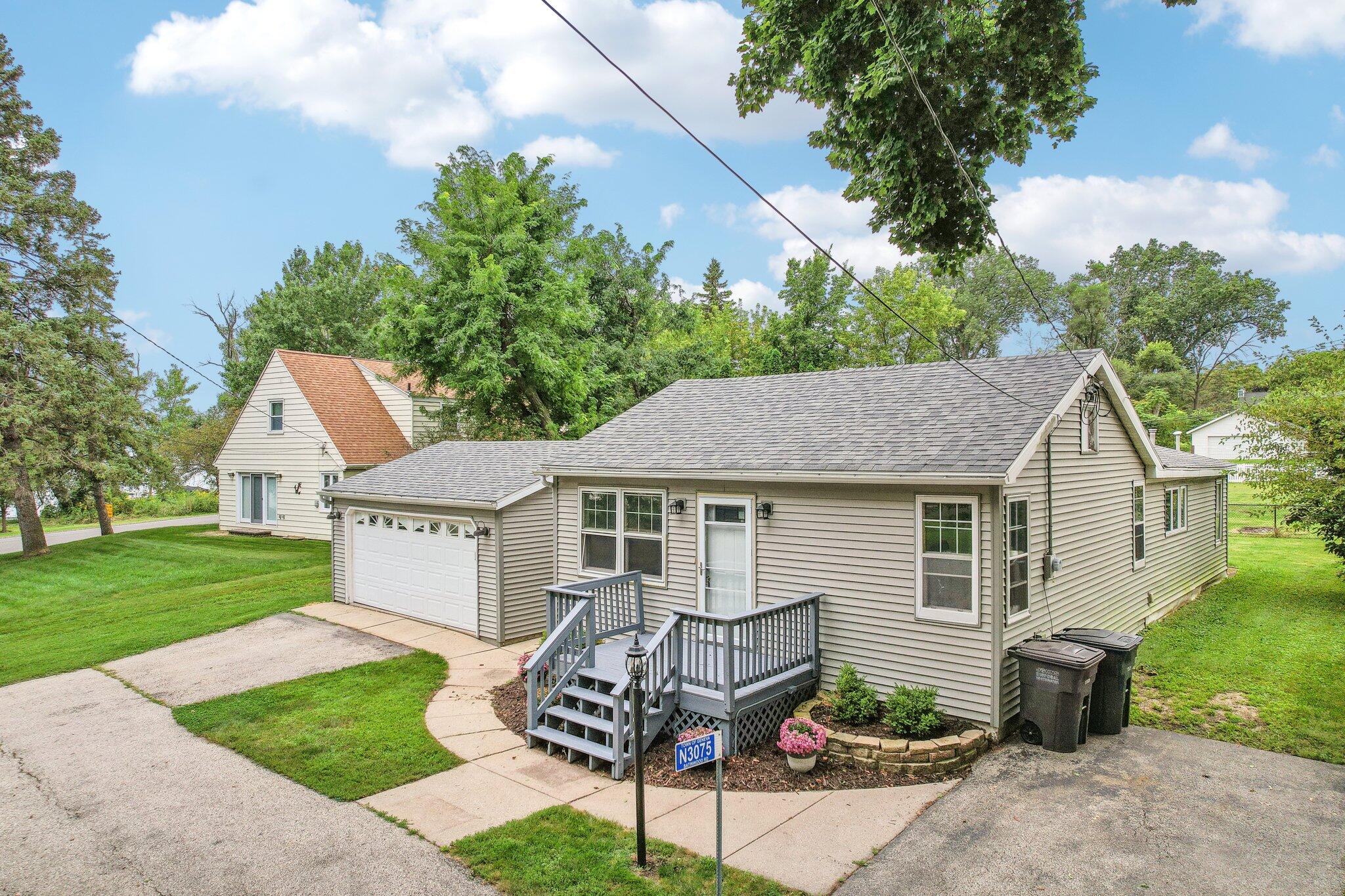 Satinwood Rd, Lake Geneva, WI 53147