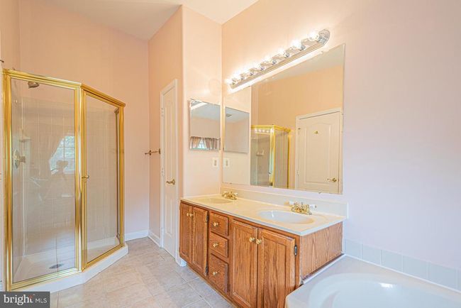 3916 Maximilian Ct, Townhouse with 3 bedrooms, 2 bathrooms and null parking in FAIRFAX VA | Image 22