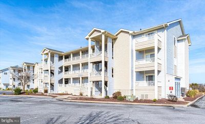 204C - 202 S Heron Drive, Condo with 3 bedrooms, 2 bathrooms and null parking in OCEAN CITY MD | Image 3