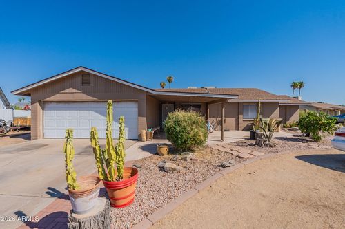 5344 W Mercer Ln, Glendale, AZ, 85304-4240 | Card Image