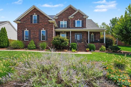 5107 Summerell Ave, Gastonia, NC, 28056-8582 | Card Image