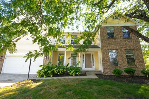 4581 Huntwicke Dr, Hilliard, OH, 43026-7946 | Card Image