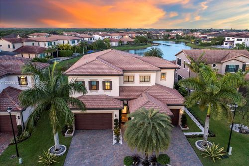 9358 Meridian Dr W, Parkland, FL, 33076-4590 | Card Image