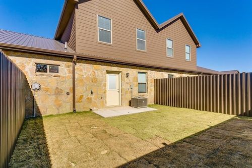 111-120 Ridgmar Dr, Weatherford, TX, 76088-8574 | Card Image