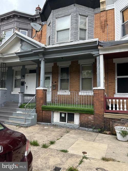 3853 N Sydenham St, PHILADELPHIA, PA, 19140-3627 | Card Image