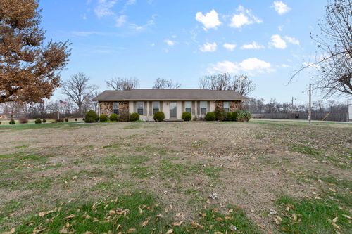 24250 Hanging Rock Rd, Mc Clure, IL, 62957-4119 | Card Image
