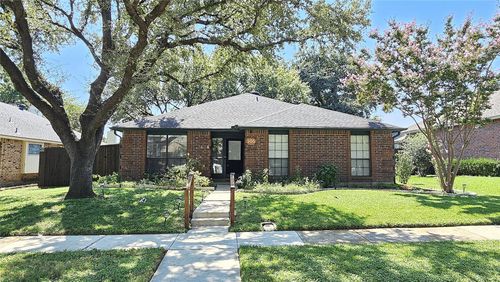 986 Mauve Dr, Lewisville, TX, 75067-7454 | Card Image