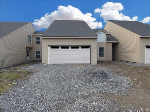 302 Bunker Hill Way, Syracuse, NY, 13207-1157 | Card Image