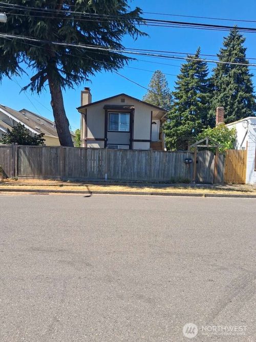 8316-8314 S Park Ave, Tacoma, WA, 98408-5228 | Card Image