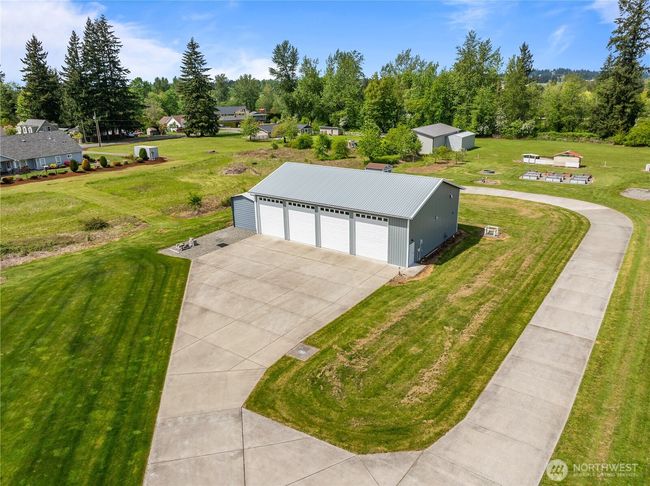 3420 Mchugh Pl, House other with 4 bedrooms, 3 bathrooms and 12 parking in Enumclaw WA | Image 33