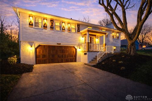 121 Woodfield Pl, Dayton, OH, 45459-4629 | Card Image