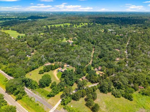 107 Mountain Valley Drive, Smithville, TX, 78957 | Card Image