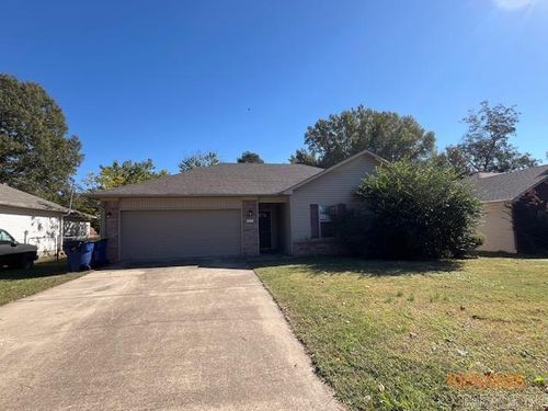 117 N Monroe St, Cabot, AR, 72023-3521 | Card Image