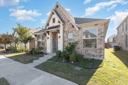 2013 Barx Dr, Little Elm, TX, 75068-1689 | Card Image