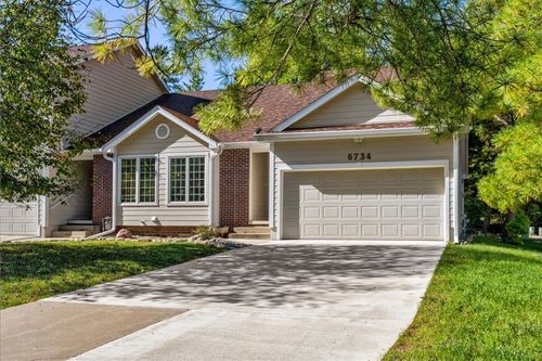6734 Sutton Cir, Urbandale, IA, 50322-8045 | Card Image