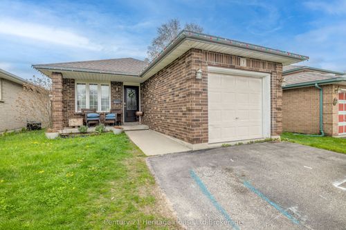 7 Kara Lane, Tillsonburg, ON, N4G5M2 | Card Image