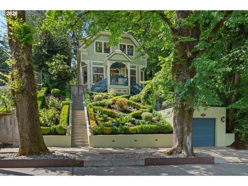 2104 Sw Spring St, Portland, OR, 97201-2349 | Card Image