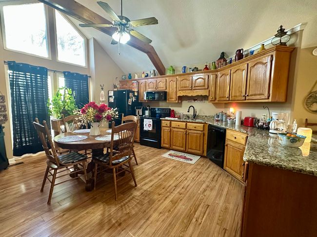 6230 New Hope Rd, House other with 3 bedrooms, 2 bathrooms and null parking in Michie TN | Image 6