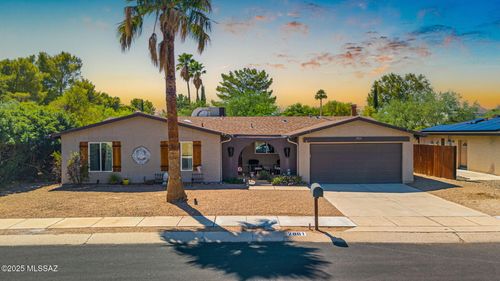 2961 N Rio Verde Dr, Tucson, AZ, 85715-3544 | Card Image
