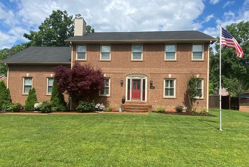 415 Ashley Ln, Kingston Springs, TN, 37082-8929 | Card Image