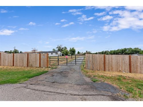 1280 Airport Blvd, Aurora, CO, 80011-7708 | Card Image