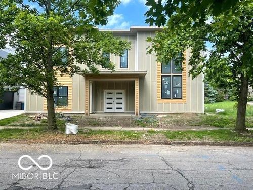 2620 Broadway St, Indianapolis, IN, 46205-4242 | Card Image