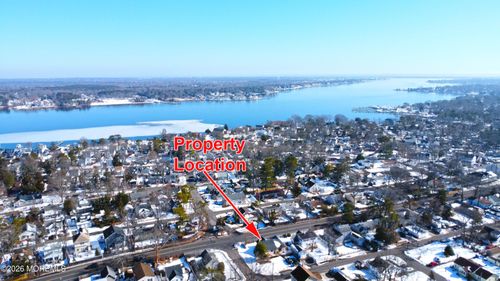 699 Mantoloking Rd, Brick, NJ, 08723-5477 | Card Image