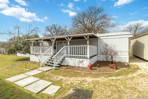804 Hollow Tree, La Vernia, TX, 78121-4545 | Card Image