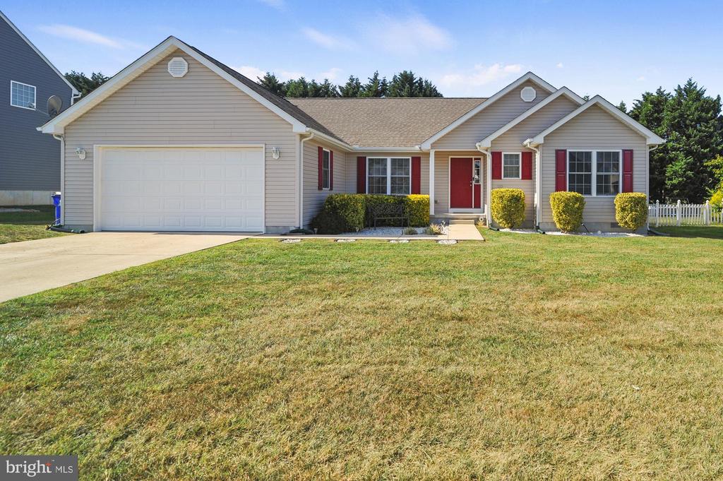 Erin Ave, Felton, DE 19943
