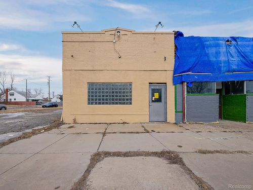 7009 7 Mile Rd, Detroit, MI, 48234-3062 | Card Image