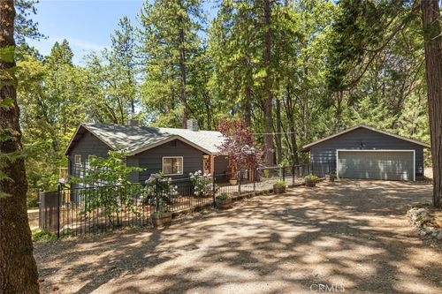 4934 Tippitoe Ln, Forest Ranch, CA, 95942 | Card Image